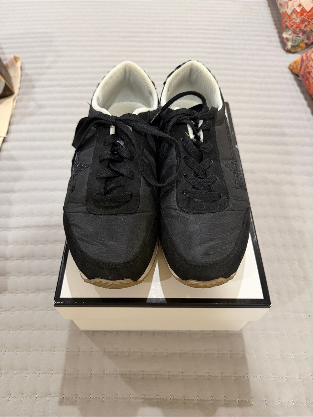 Very G Black Women's Low-Top Sneakers